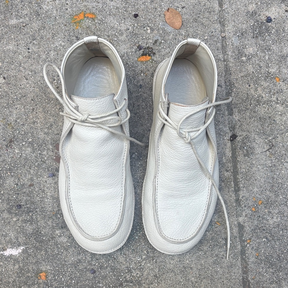 The row Women’s derby car boot in ecru size 38